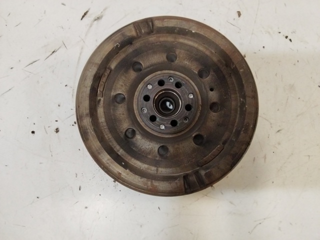 Volante de motor 06A105264M VAG