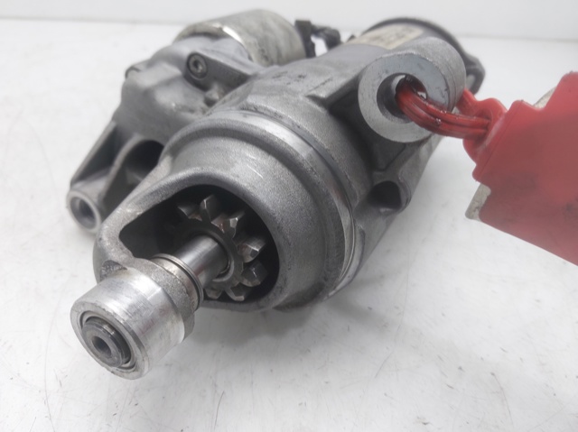 Motor de arranco para Porsche Cayenne 9YA