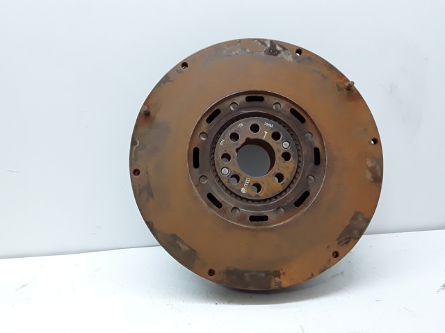 Volante de motor 074105266M VAG