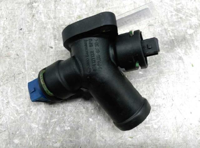 Flange do sistema de esfriamento (união em T) 074121132 VAG