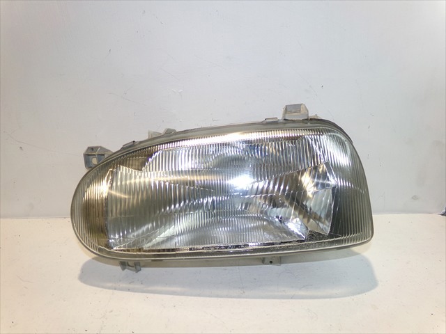 Luz esquerda 084411111L VAG