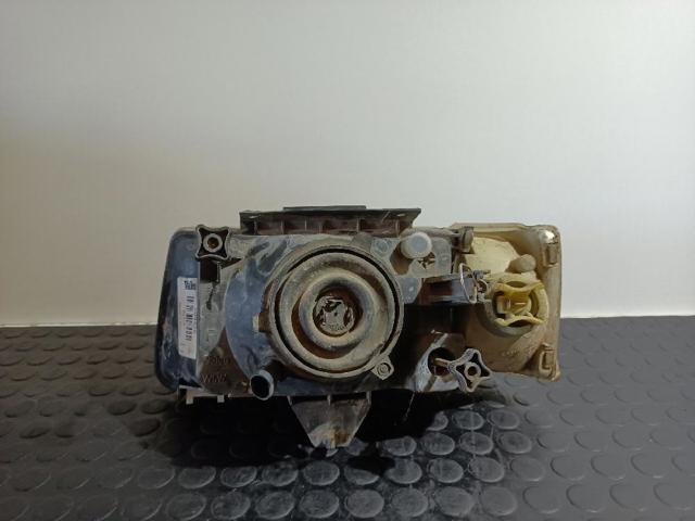 Luz direita 084426 OPEL