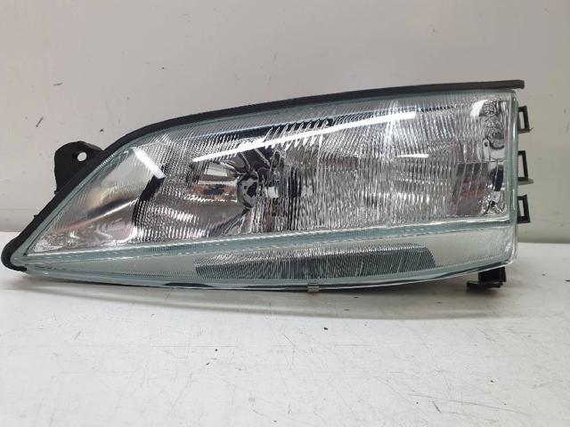 Luz esquerda 085787 OPEL