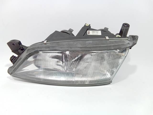 Luz esquerda 085787 OPEL