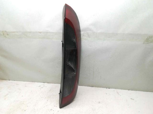 Lanterna traseira direita 09114337 OPEL