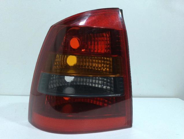 Lanterna traseira esquerda 09117439 OPEL