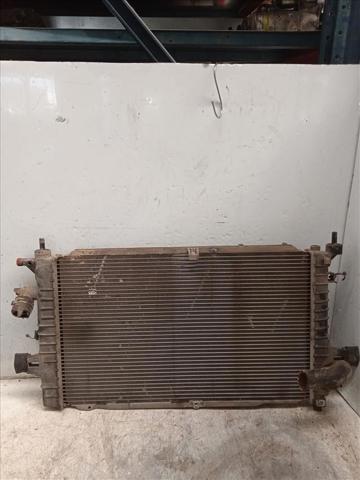 Radiador de esfriamento de motor 09129517 OPEL