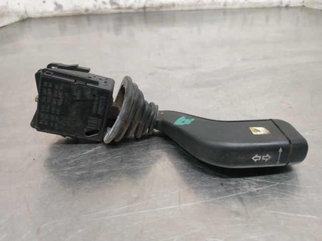 Comutador esquerdo instalado na coluna da direção 09185413 OPEL