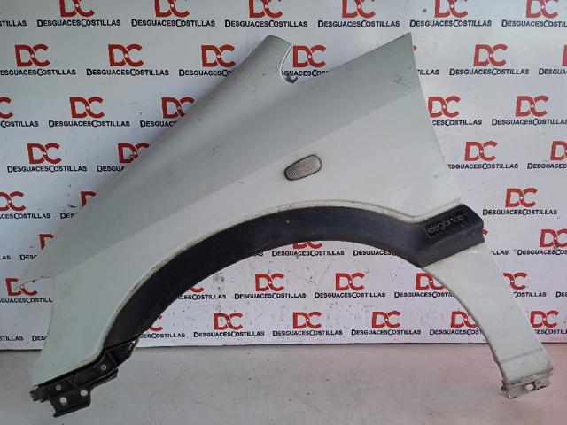 Pára-lama dianteiro esquerdo 09195344 OPEL