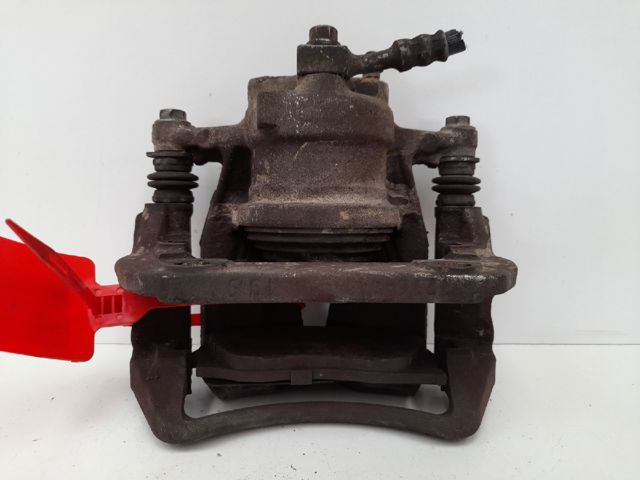 Suporte do freio dianteiro direito 09196052 OPEL