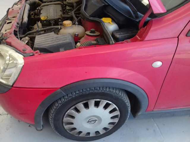 Pára-lama dianteiro esquerdo 09196448 OPEL