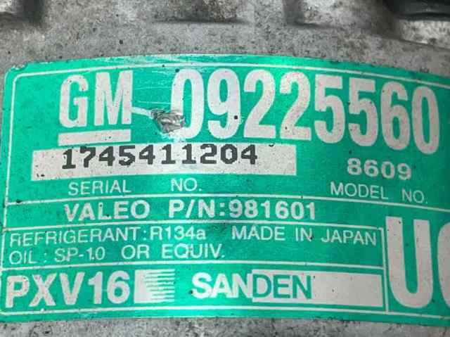 Compressor de aparelho de ar condicionado 09225560 OPEL