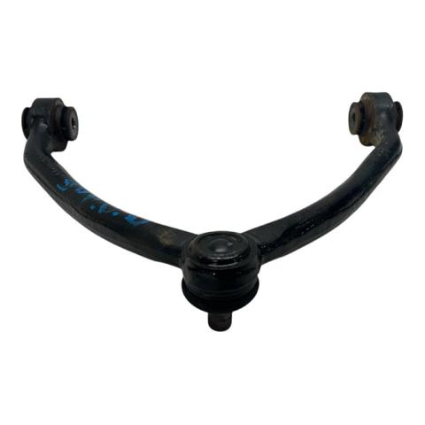 Braço oscilante superior esquerdo/direito de suspensão dianteira 0K01134200 HYUNDAI