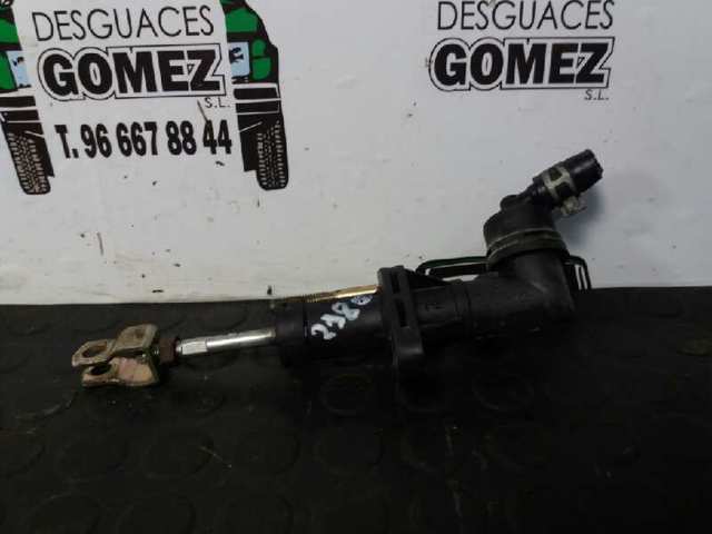 Cilindro mestre de embraiagem 0K24041990 HYUNDAI