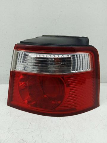 Lanterna traseira direita externa 0K2JB51150 HYUNDAI