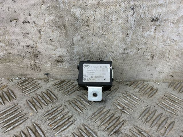 0K2NC677B0 Hyundai/Kia