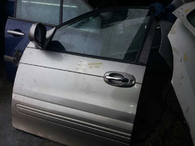  KIA Carnival II (GQ)
