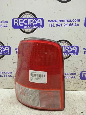 Lanterna traseira esquerda 0K54E51160 HYUNDAI