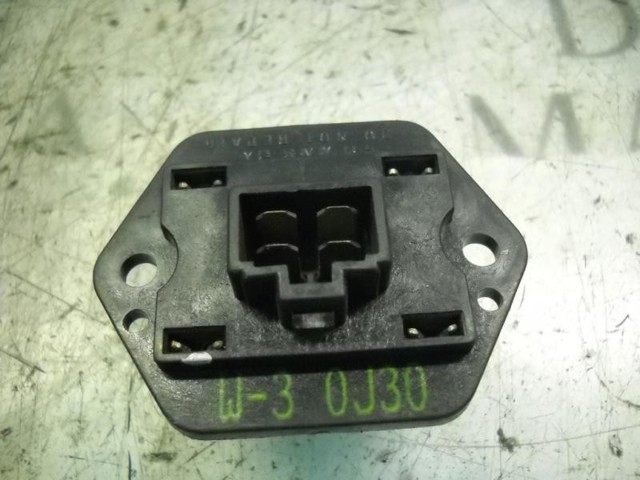 Resistor (resistência) de ventilador de forno (de aquecedor de salão) 0K55261C08 HYUNDAI