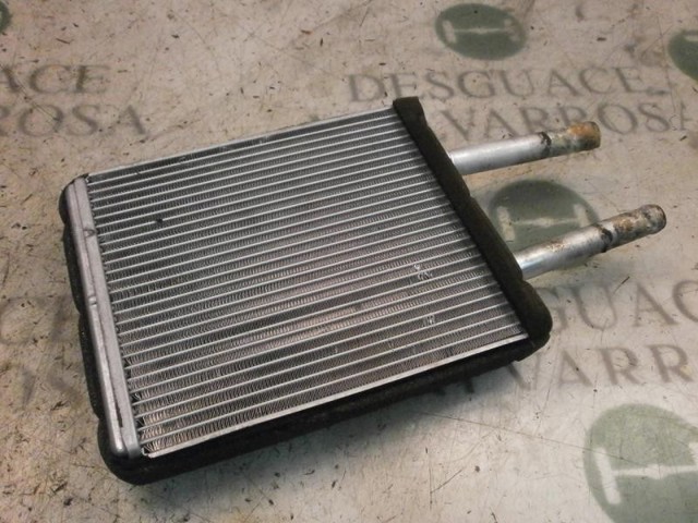 Radiador de forno (de aquecedor) 0K55261H01 HYUNDAI
