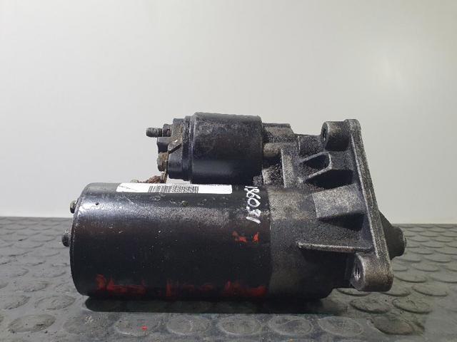 1005821983 Renault (RVI)