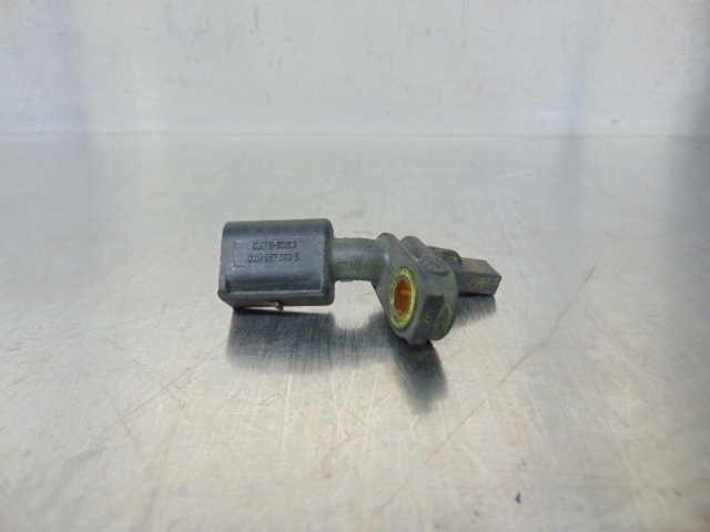 Sensor ABS dianteiro esquerdo 10071150813 VAG