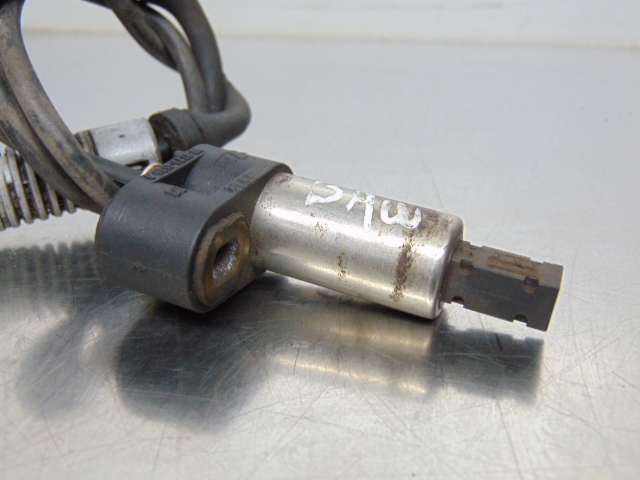 Sensor ABS dianteiro direito 10072111253 BMW