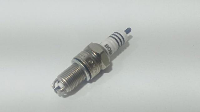 Vela de ignição 101000005AB VAG