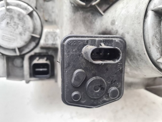 Luz esquerda 1013698 HYUNDAI