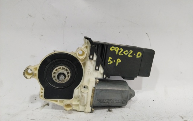 Motor de acionamento de vidro da porta dianteira direita 101434203 VAG