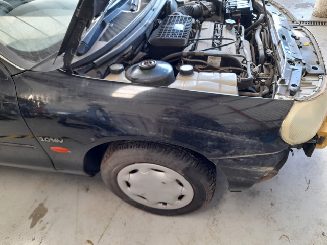  Ford Mondeo II sedan comprar em Portugal