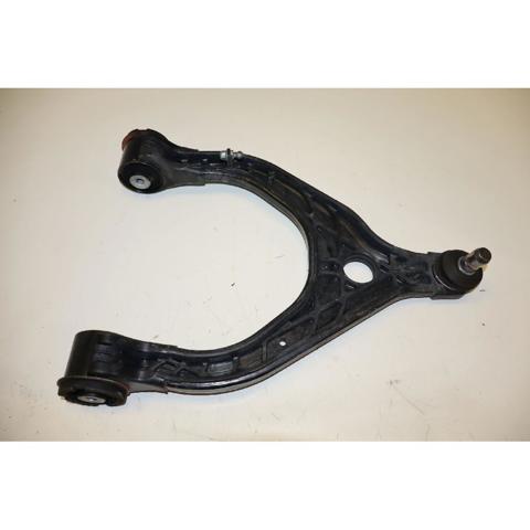 Braço oscilante superior direito de suspensão dianteira 102732700F TESLA