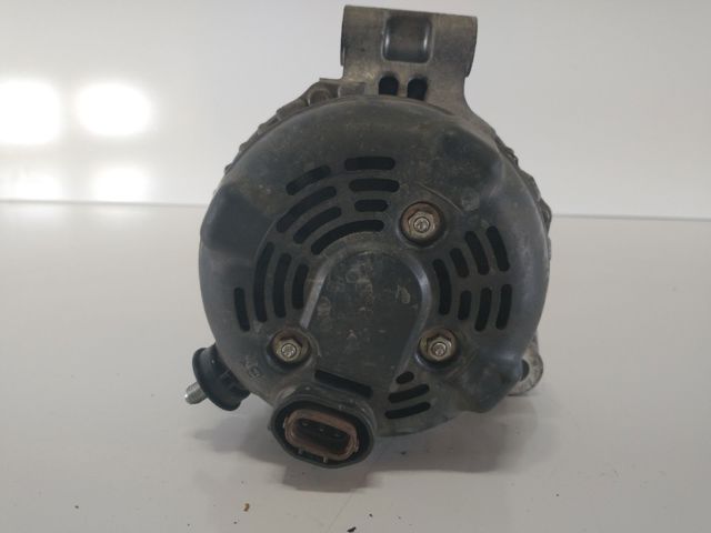 1042103711 Land Rover