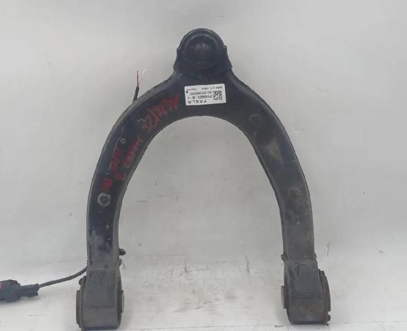 Braço oscilante superior direito de suspensão dianteira 104432600H TESLA