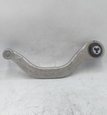 Braço oscilante inferior direito de suspensão dianteira 104435900A TESLA