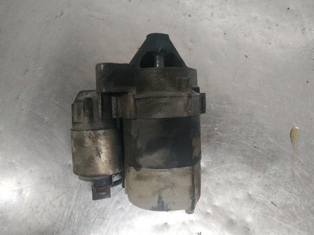 104674105119C Renault (RVI)