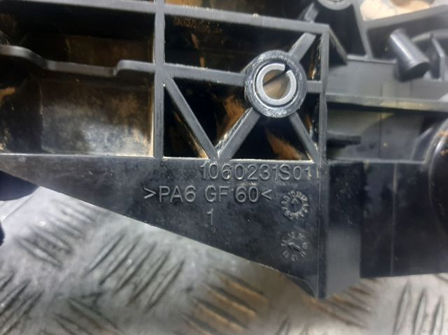 1060231S01 Ford