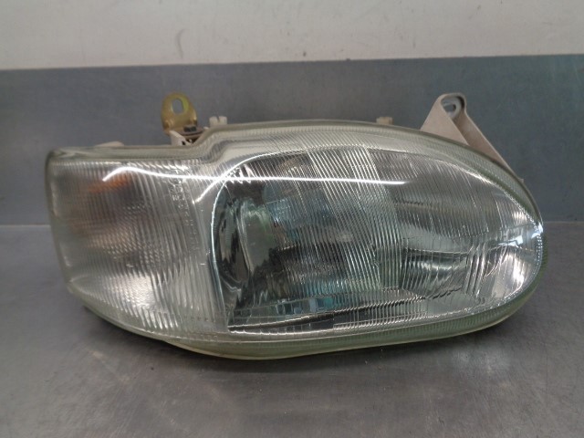Luz direita 1076554 FORD