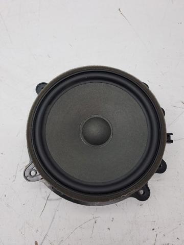 107974400E Tesla