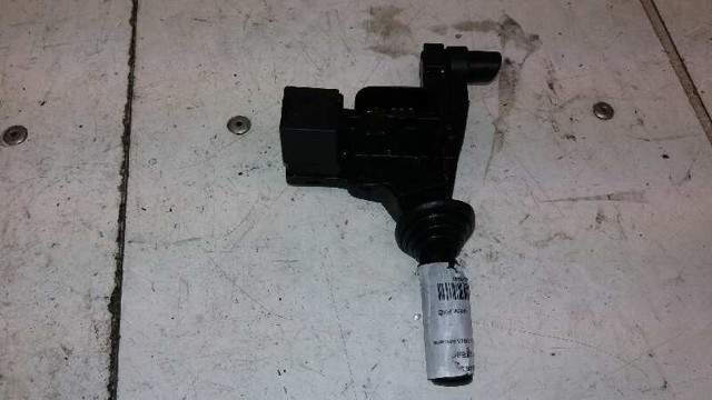 Comutador esquerdo instalado na coluna da direção 1087819 FORD