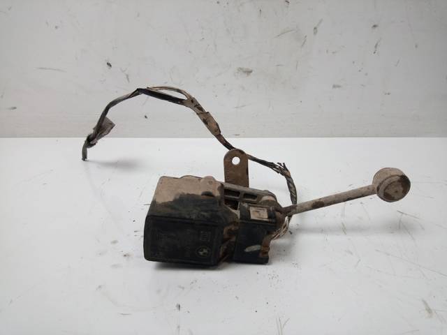 Sensor dianteiro do nível de posição de carroçaria 1093698 BMW