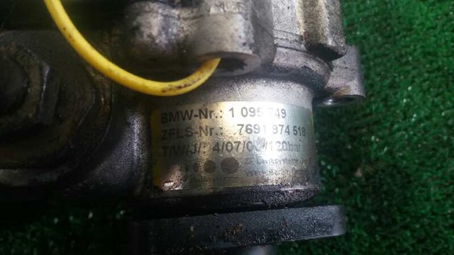 1095749 BMW