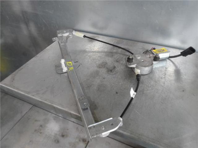 Mecanismo de acionamento de vidro da porta dianteira direita 1097577 FORD