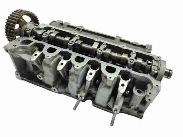 Cabeça de motor (CBC) 1104100Q2D NISSAN