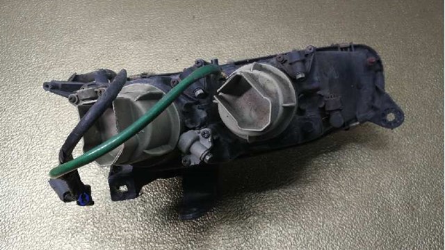  para Mazda 323 V (BA)
