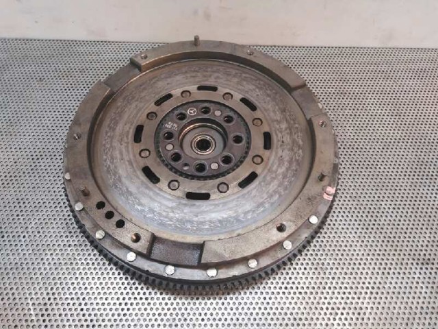Volante de motor 1110302805 MERCEDES