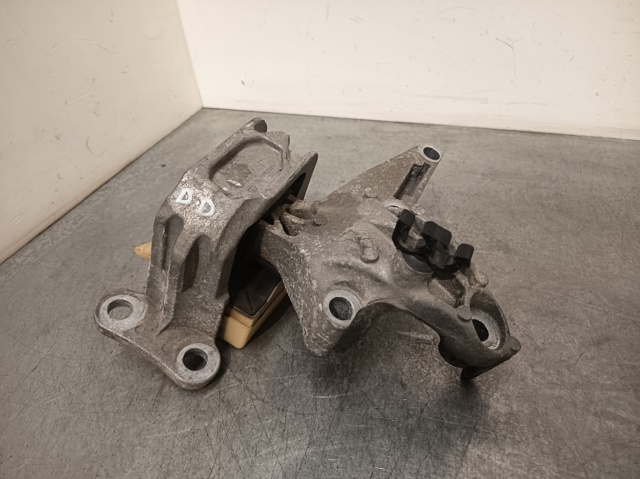 Coxim (suporte) direito dianteiro de motor 112105188R RENAULT