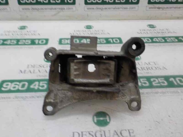Coxim (suporte) esquerdo de motor 112205136R RENAULT