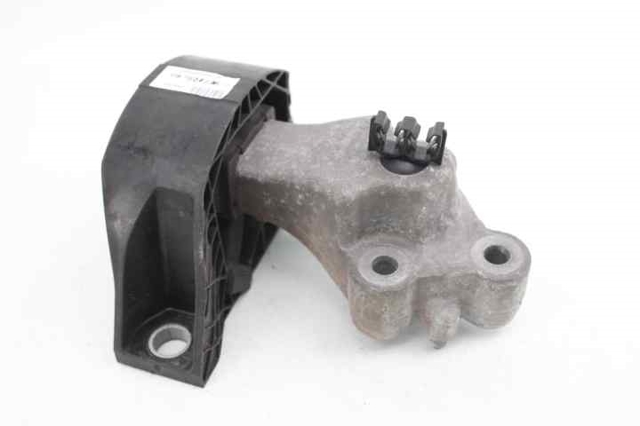 113752043R Renault (RVI)
