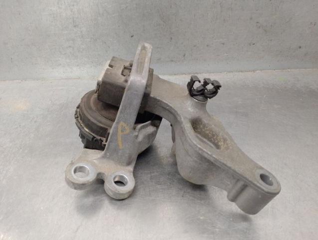 Coxim (suporte) direito de motor 113754227R RENAULT